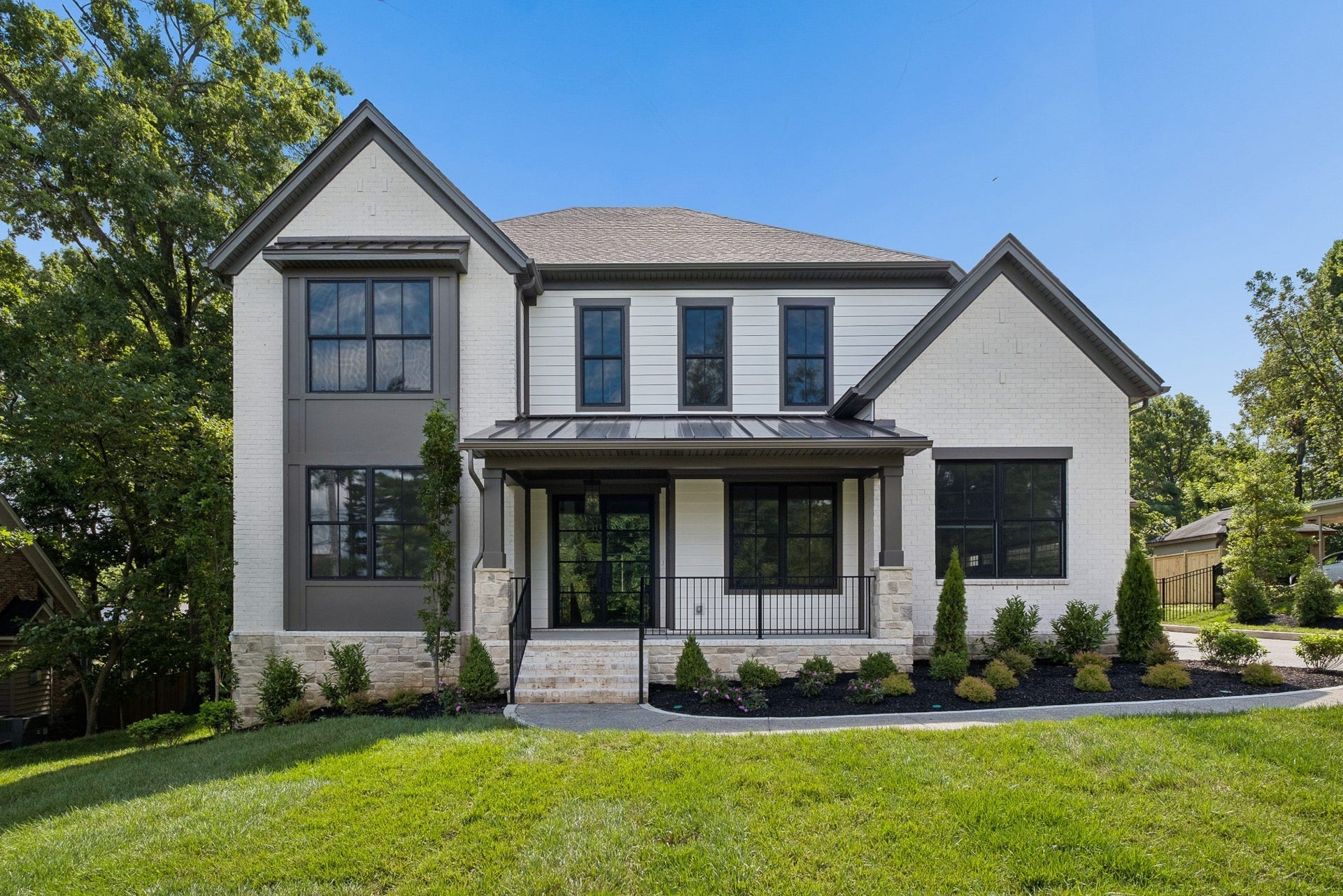 2808 White Oak Dr, Nashville, TN 37215 2808 White Oak Dr, Nashville, TN 37215
