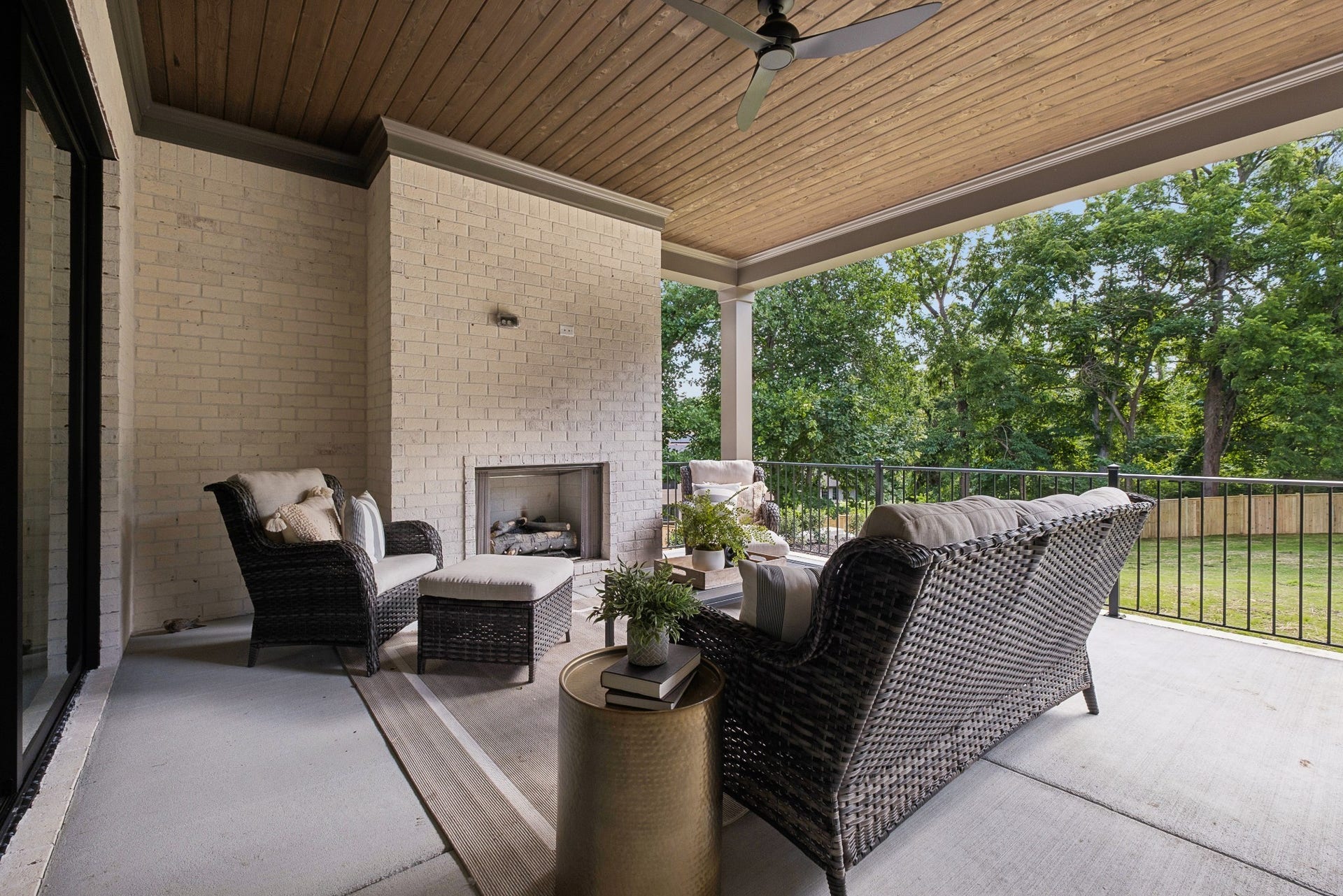 2808 White Oak Dr, Nashville, TN 37215 2808 White Oak Dr, Nashville, TN 37215