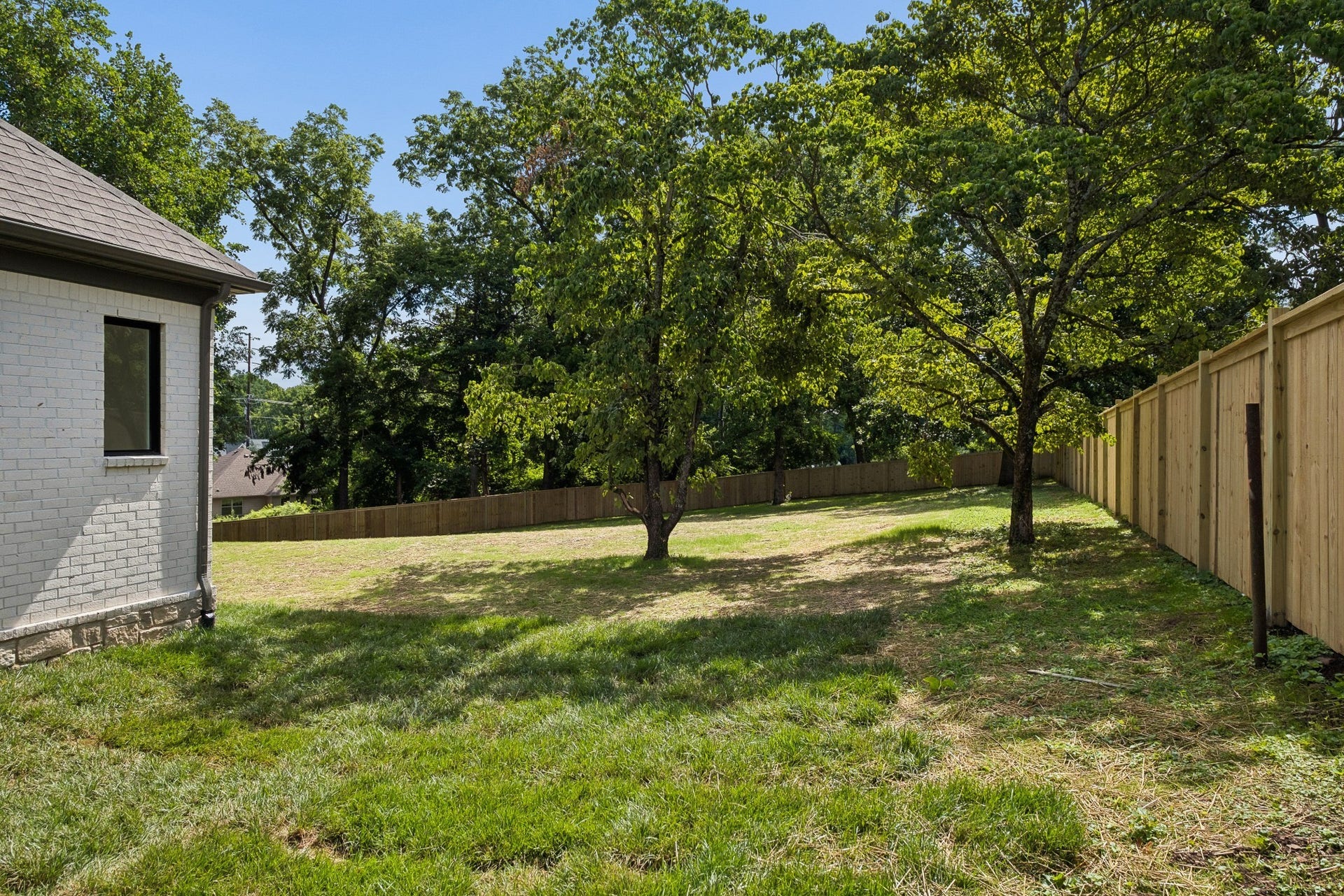 2808 White Oak Dr, Nashville, TN 37215 2808 White Oak Dr, Nashville, TN 37215