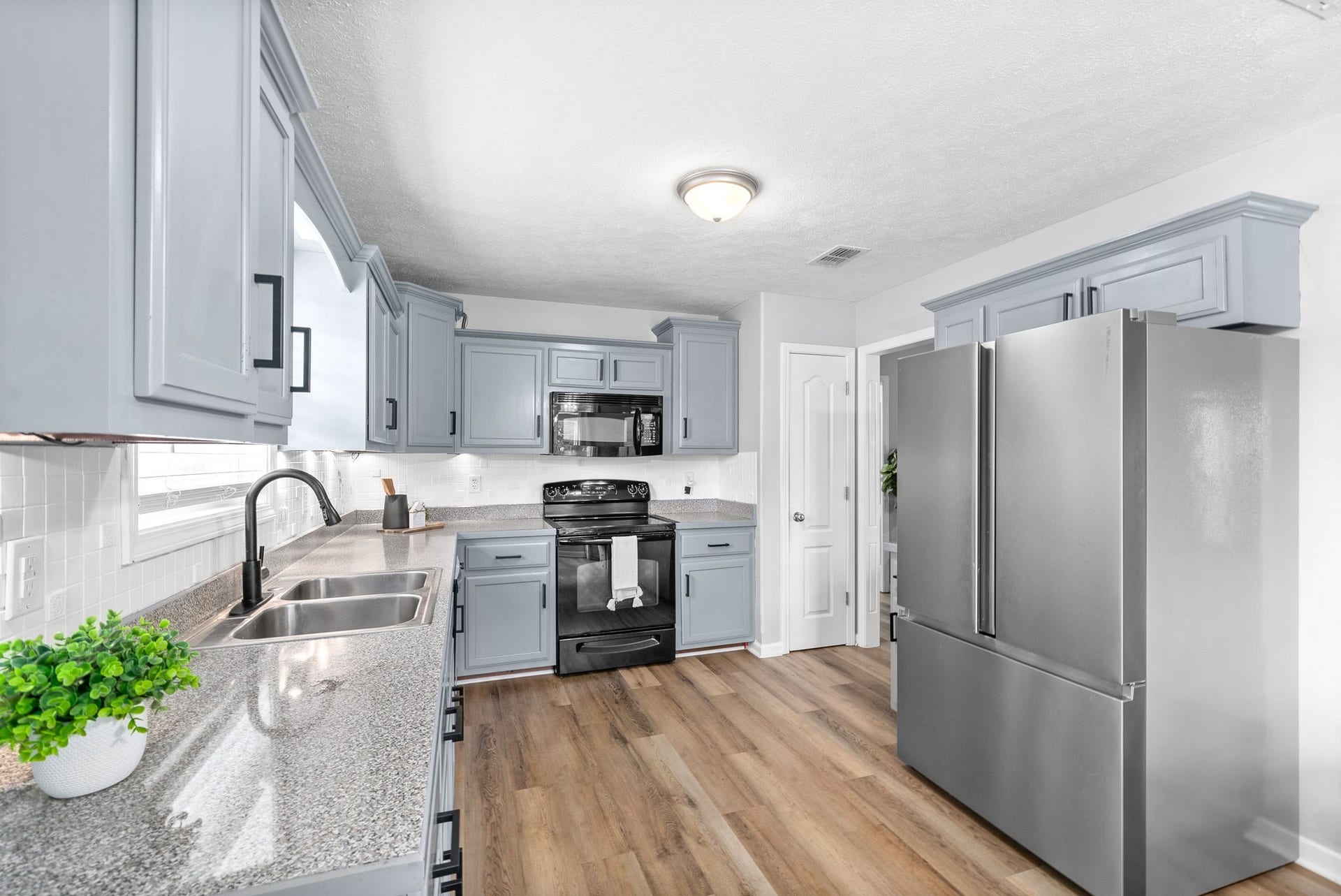 3464 Oak Creek Dr, Clarksville, TN 37040 3464 Oak Creek Dr, Clarksville, TN 37040