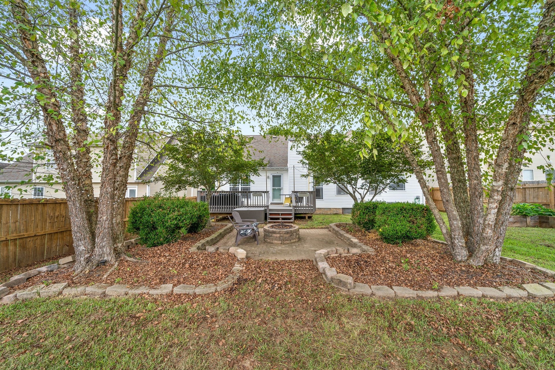 3464 Oak Creek Dr, Clarksville, TN 37040 3464 Oak Creek Dr, Clarksville, TN 37040