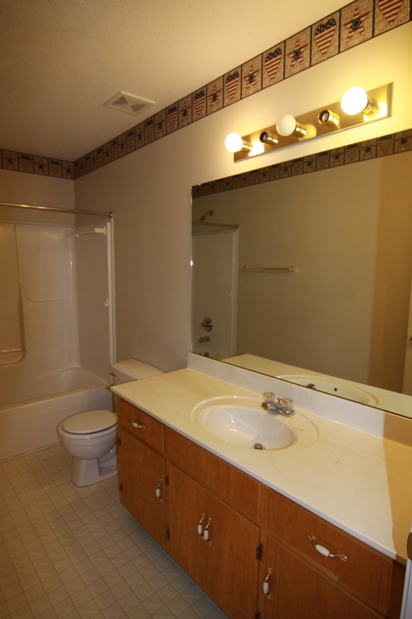 2424 Sphinx Ct, Clarksville, TN 37042 2424 Sphinx Ct, Clarksville, TN 37042