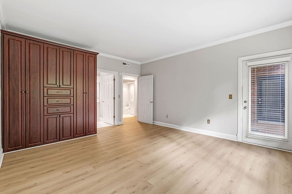 4040 Woodlawn Dr, #12, Nashville, TN 37205 4040 Woodlawn Dr, #12, Nashville, TN 37205