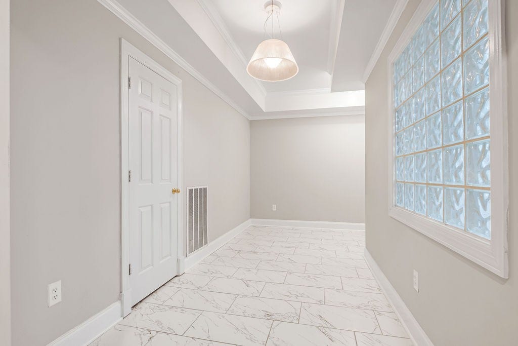 4040 Woodlawn Dr, #12, Nashville, TN 37205 4040 Woodlawn Dr, #12, Nashville, TN 37205
