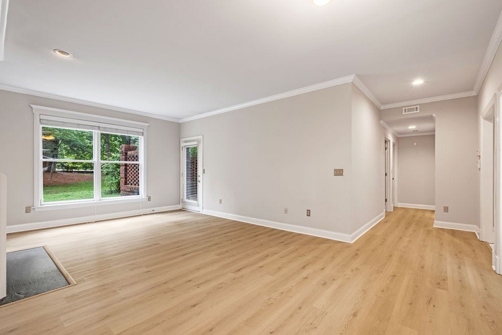 4040 Woodlawn Dr, #12, Nashville, TN 37205 4040 Woodlawn Dr, #12, Nashville, TN 37205