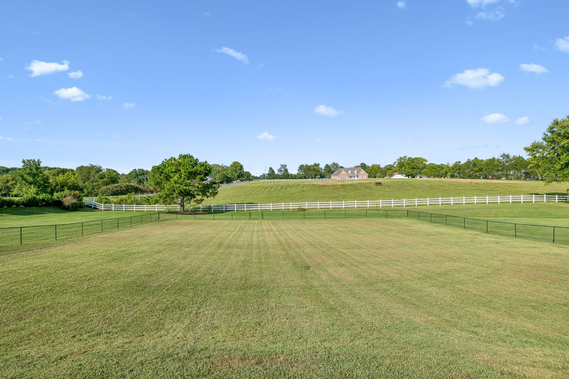 1121 Lakes Edge Dr, Murfreesboro, TN 37130 1121 Lakes Edge Dr, Murfreesboro, TN 37130