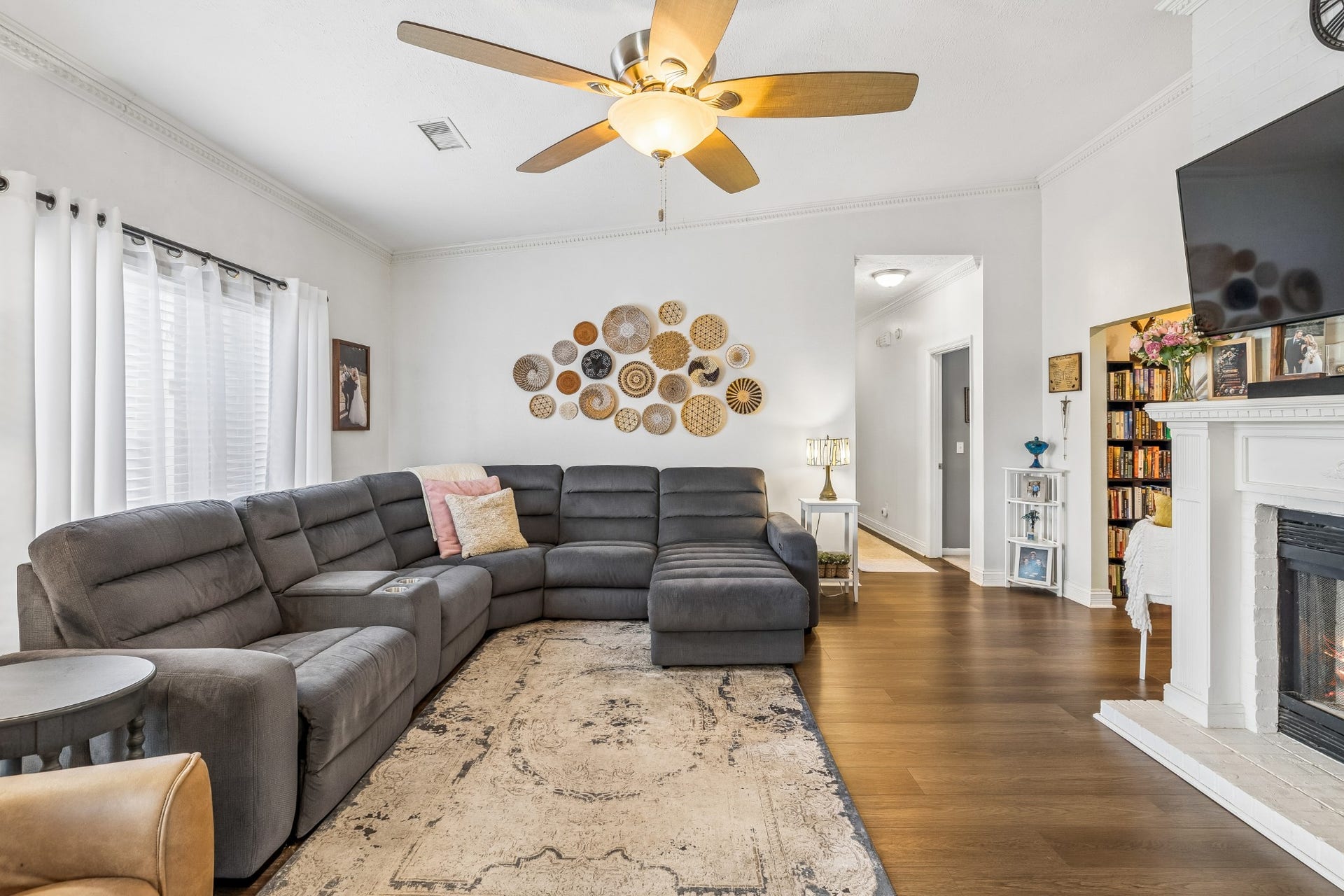 1121 Lakes Edge Dr, Murfreesboro, TN 37130 1121 Lakes Edge Dr, Murfreesboro, TN 37130