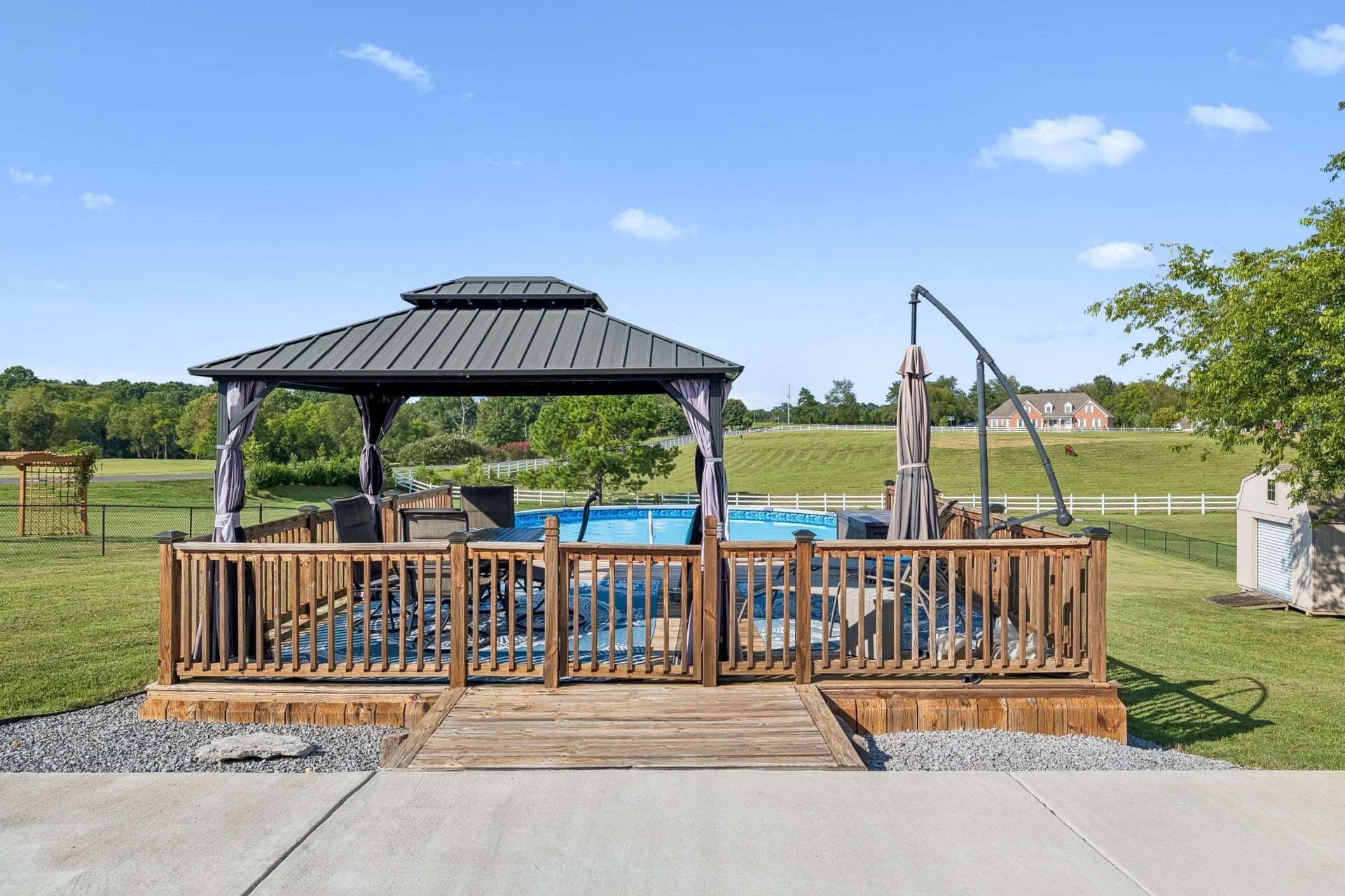 1121 Lakes Edge Dr, Murfreesboro, TN 37130 1121 Lakes Edge Dr, Murfreesboro, TN 37130