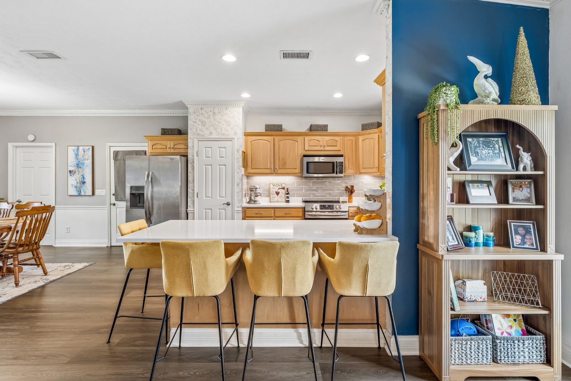 1121 Lakes Edge Dr, Murfreesboro, TN 37130 1121 Lakes Edge Dr, Murfreesboro, TN 37130