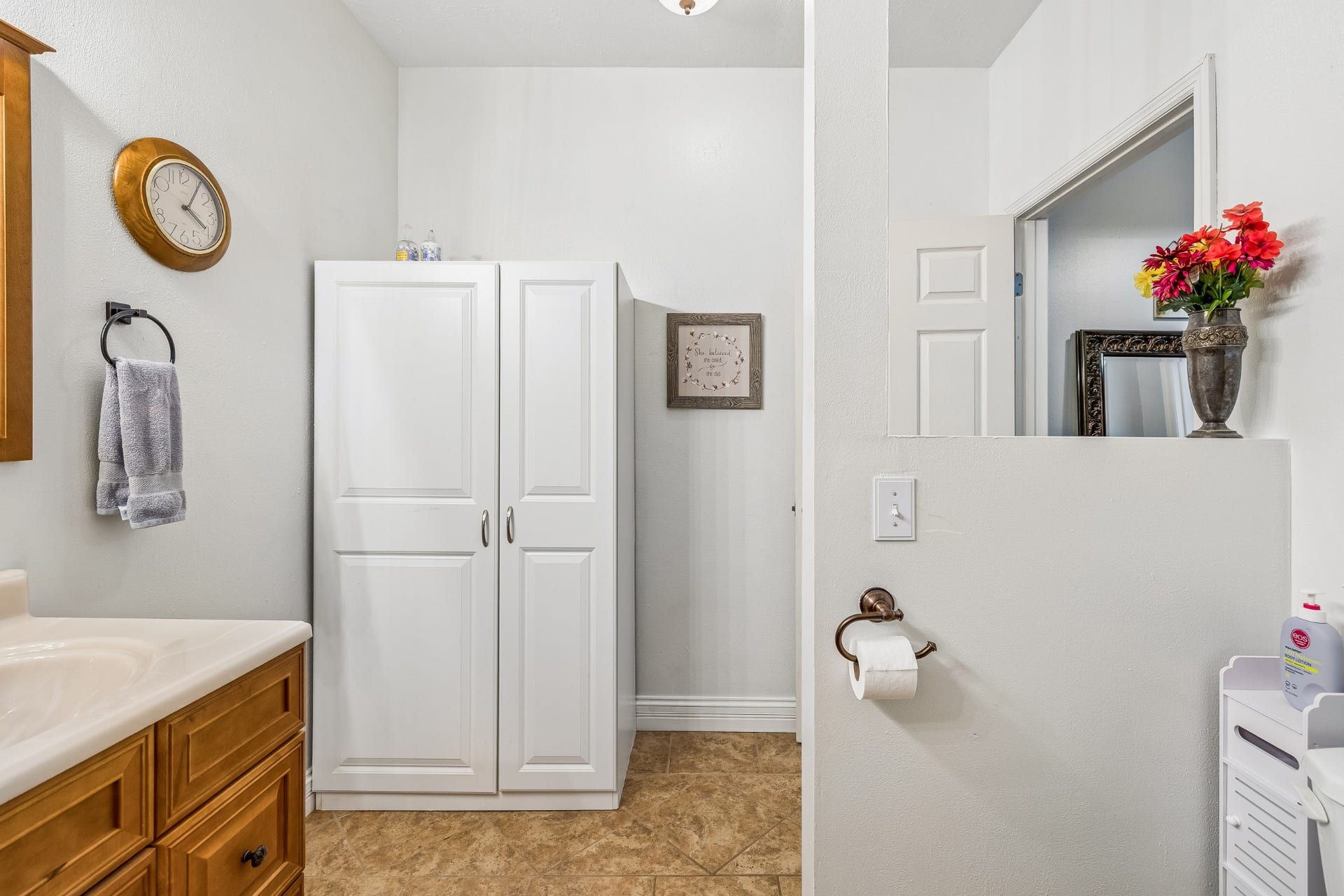 1121 Lakes Edge Dr, Murfreesboro, TN 37130 1121 Lakes Edge Dr, Murfreesboro, TN 37130