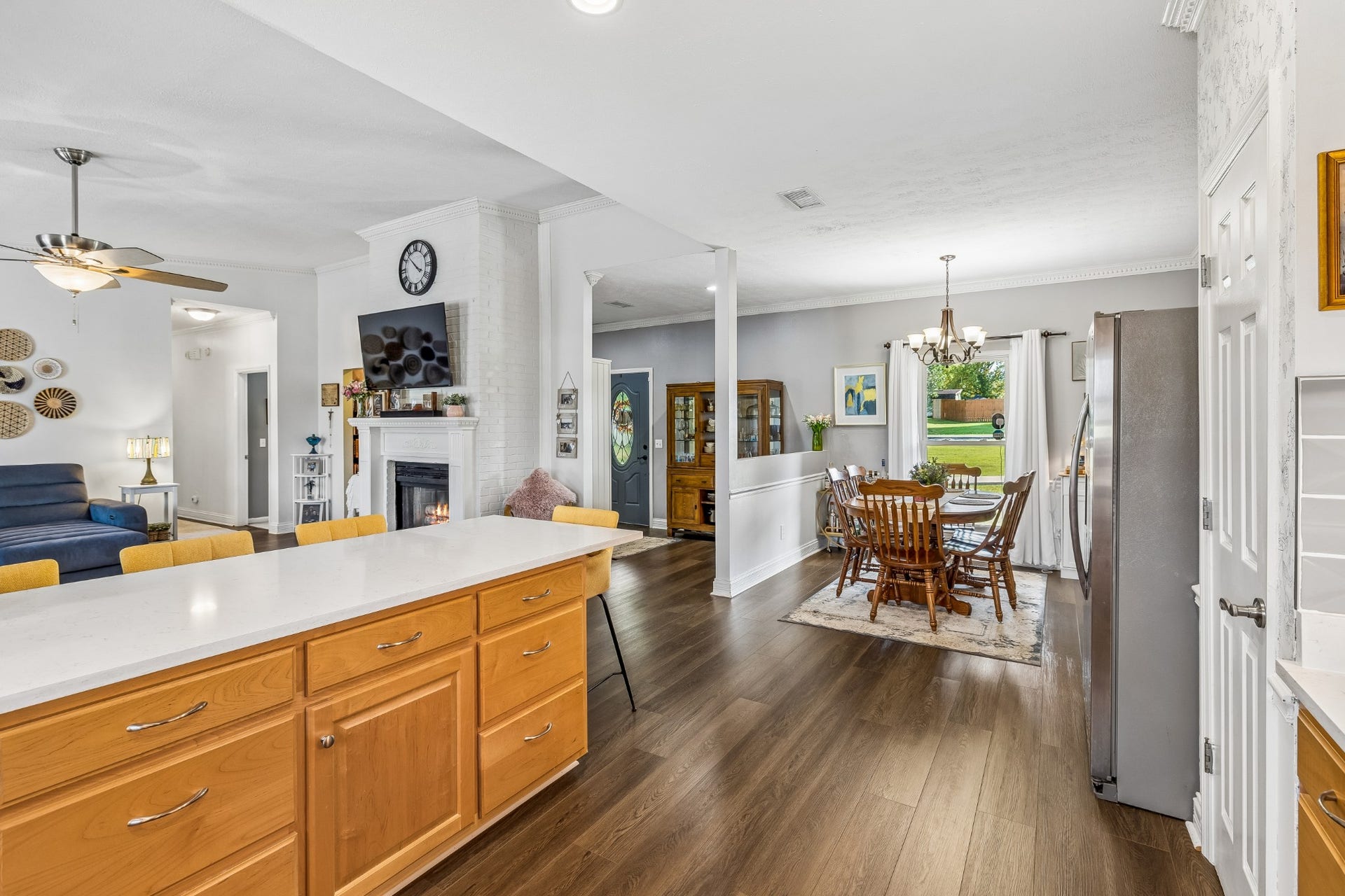1121 Lakes Edge Dr, Murfreesboro, TN 37130 1121 Lakes Edge Dr, Murfreesboro, TN 37130