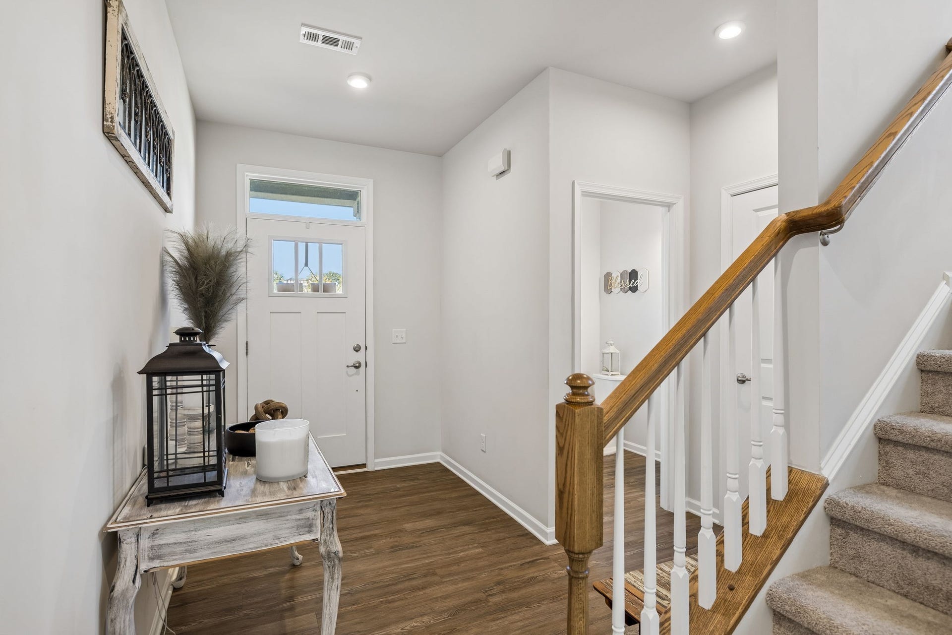 2572 Grove Park Way, Columbia, TN 38401 Foyer