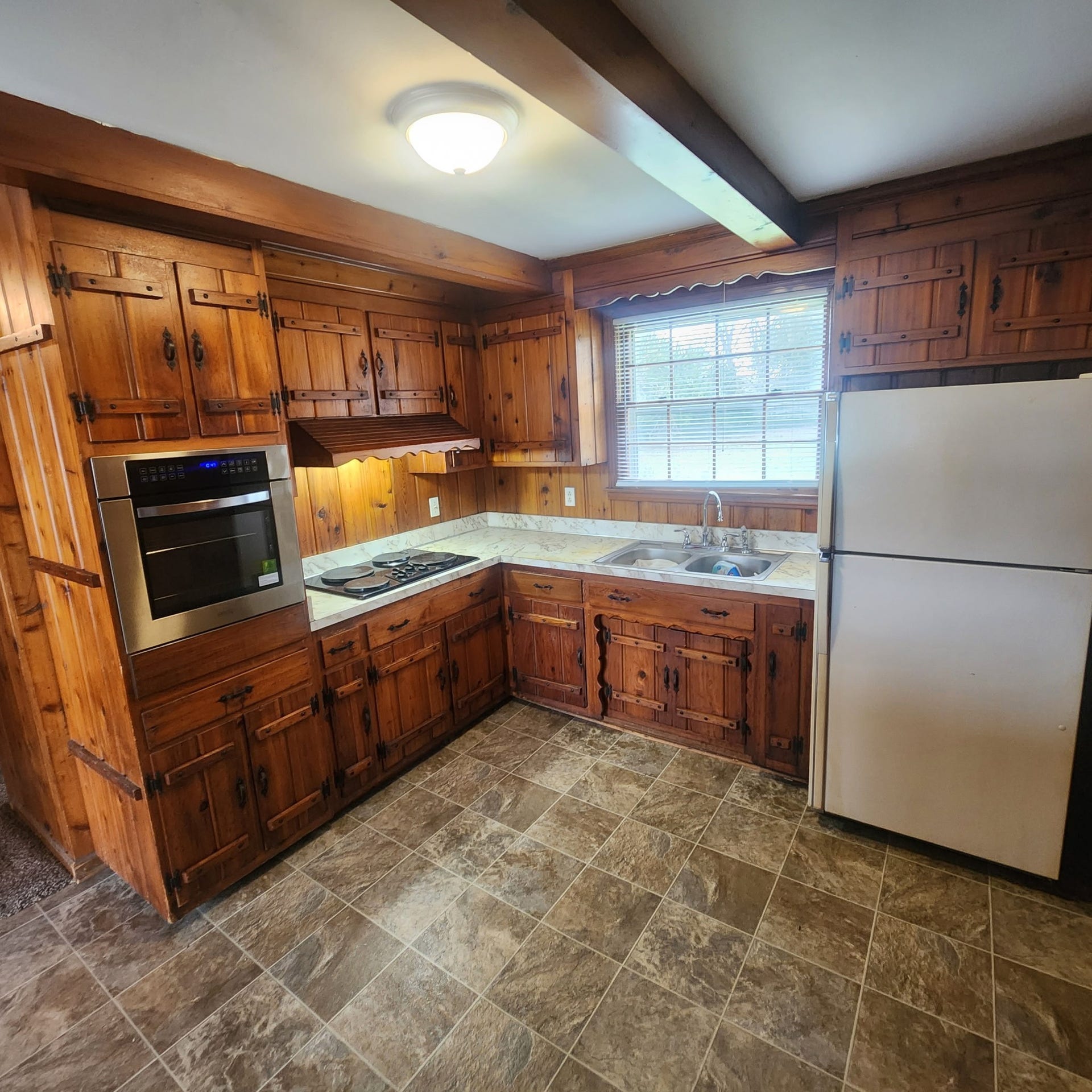 638 Anderson Ln, Madison, TN 37115 638 Anderson Ln, Madison, TN 37115