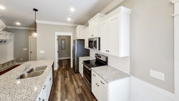1103 McDonough Cir, Thompsons Station, TN 37179 1103 McDonough Cir, Thompsons Station, TN 37179