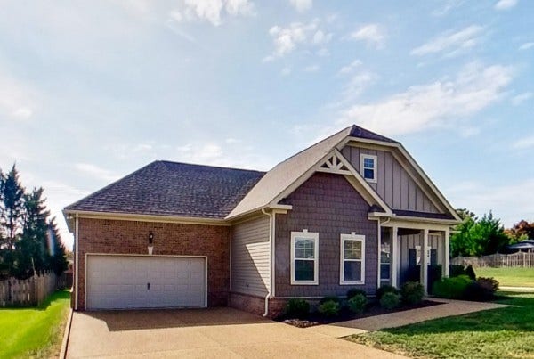 1103 McDonough Cir, Thompsons Station, TN 37179 1103 McDonough Cir, Thompsons Station, TN 37179