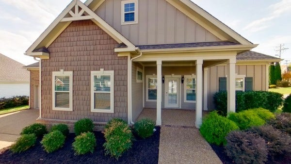 1103 McDonough Cir, Thompsons Station, TN 37179 1103 McDonough Cir, Thompsons Station, TN 37179
