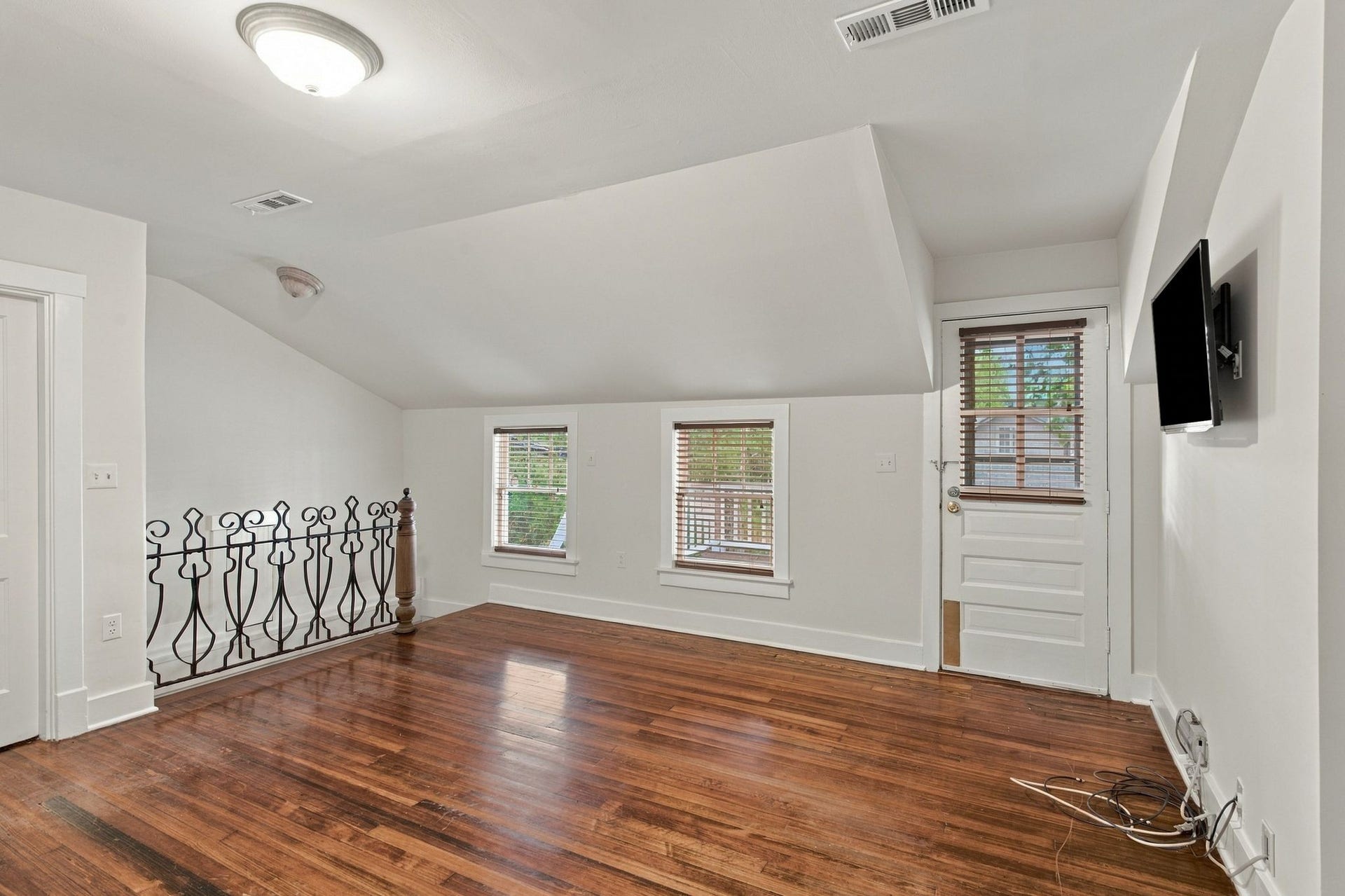2000 19th Ave S, Nashville, TN 37212 2000 19th Ave S, Nashville, TN 37212