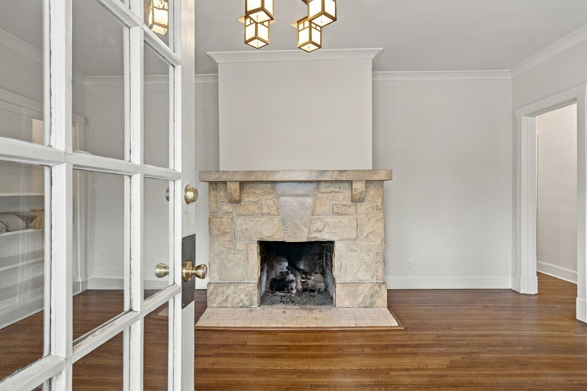 2000 19th Ave S, Nashville, TN 37212 2000 19th Ave S, Nashville, TN 37212