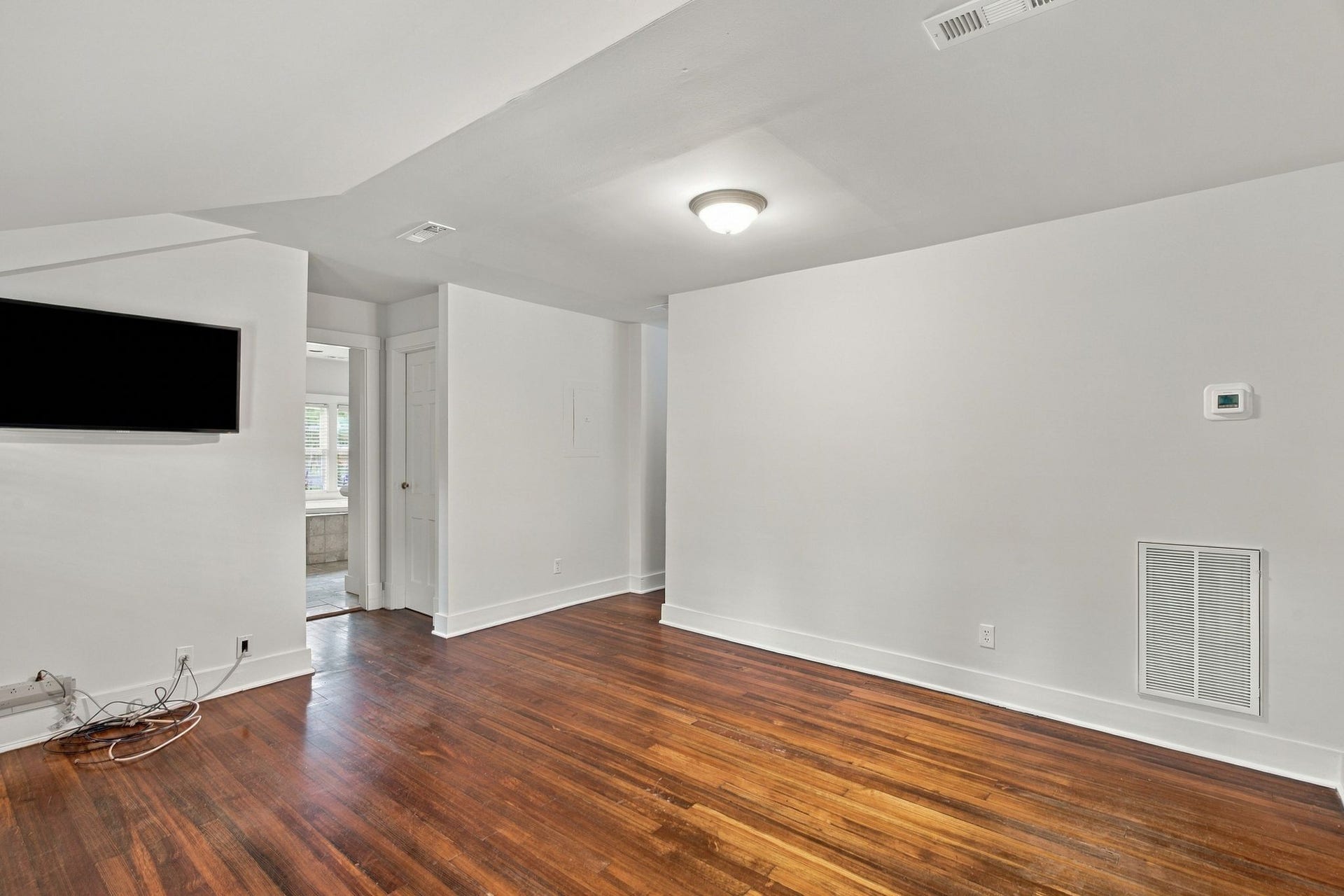 2000 19th Ave S, Nashville, TN 37212 2000 19th Ave S, Nashville, TN 37212
