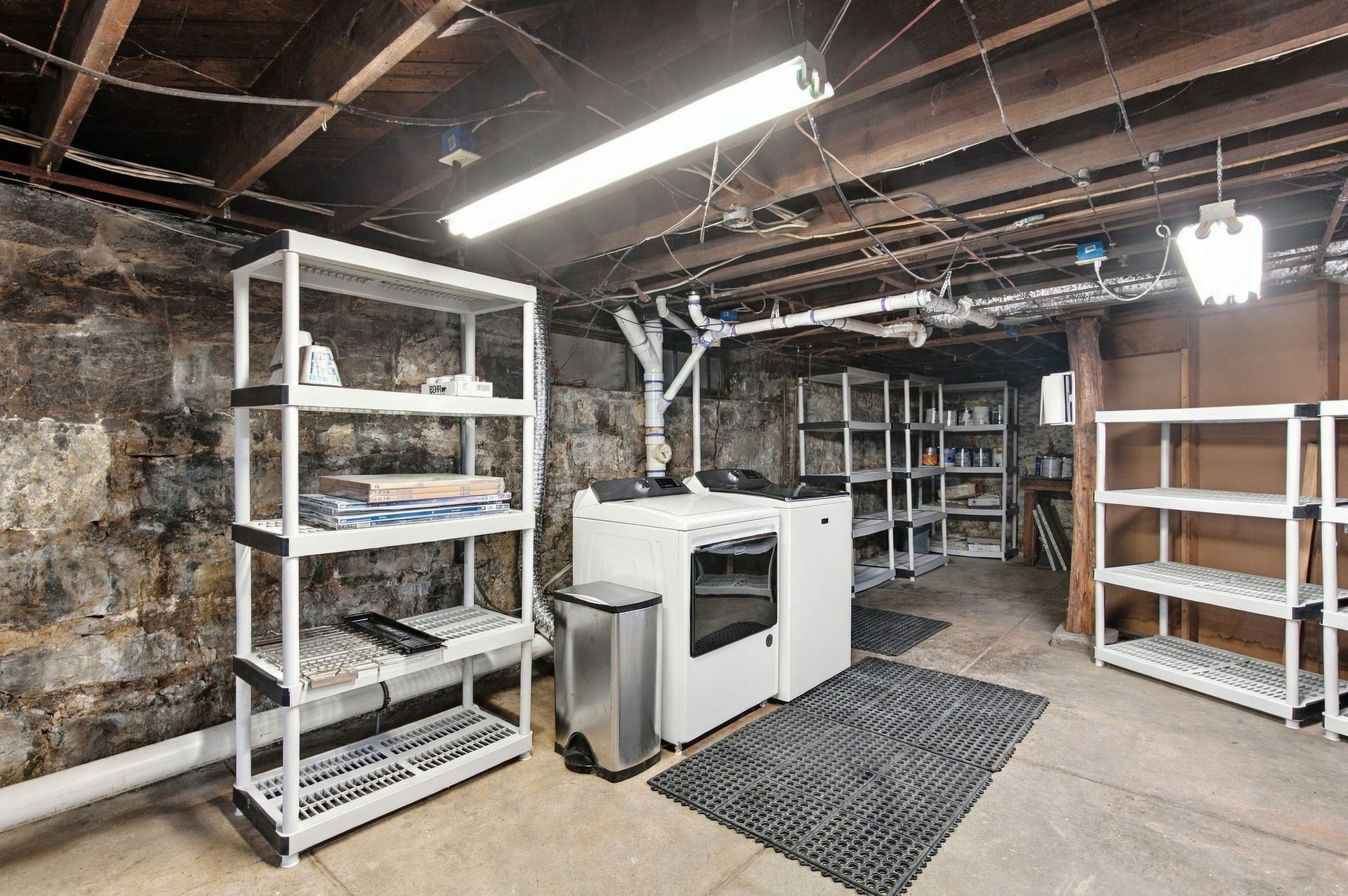 2000 19th Ave S, Nashville, TN 37212 2000 19th Ave S, Nashville, TN 37212