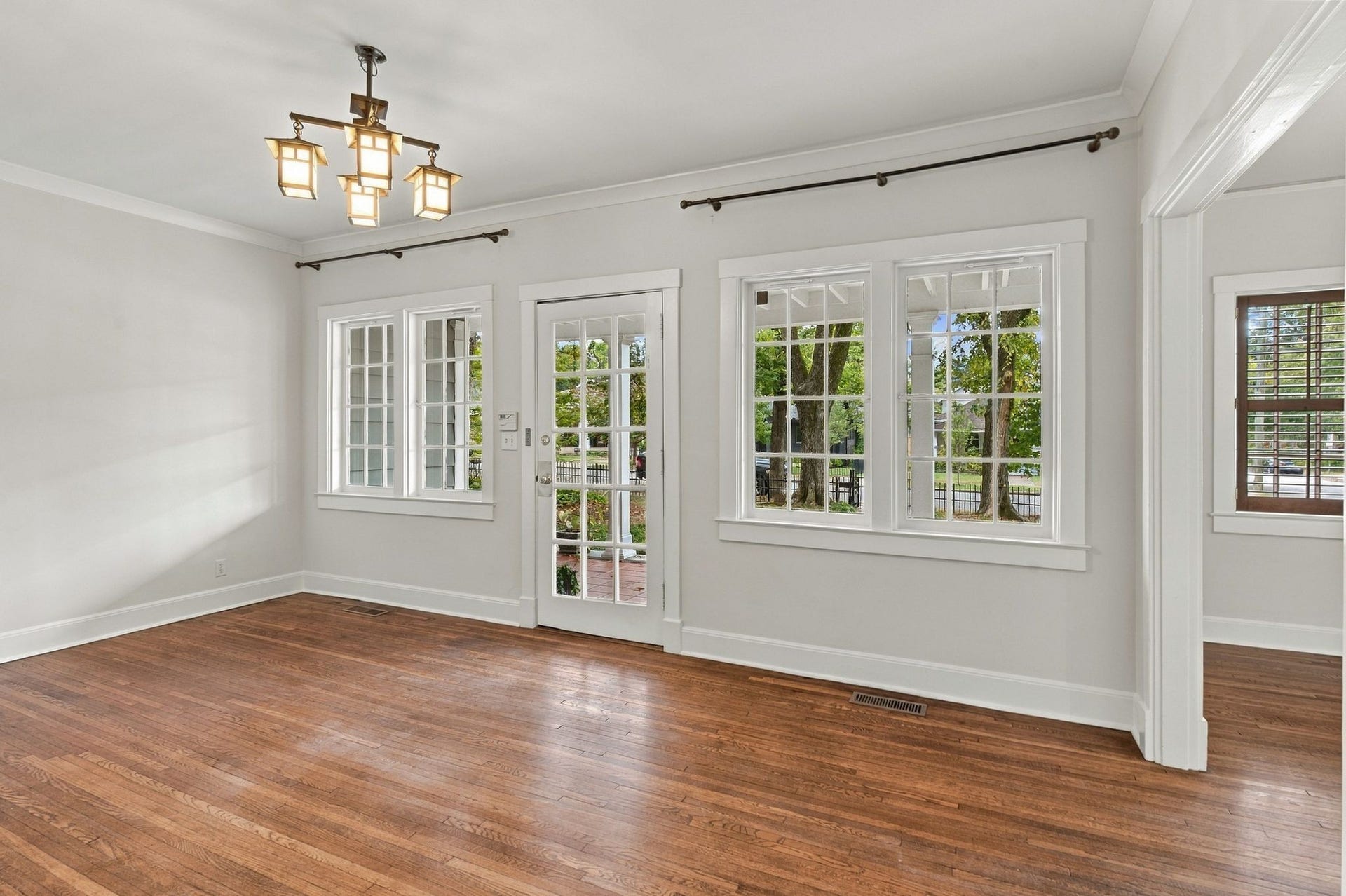 2000 19th Ave S, Nashville, TN 37212 2000 19th Ave S, Nashville, TN 37212