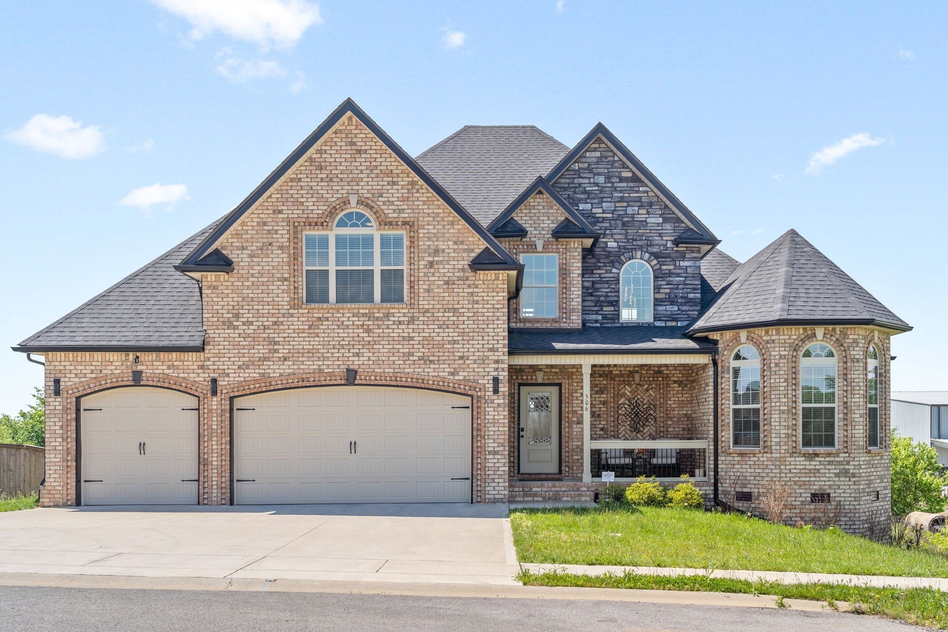 506 Tacoma Dr, Clarksville, TN 37043 506 Tacoma Dr, Clarksville, TN 37043