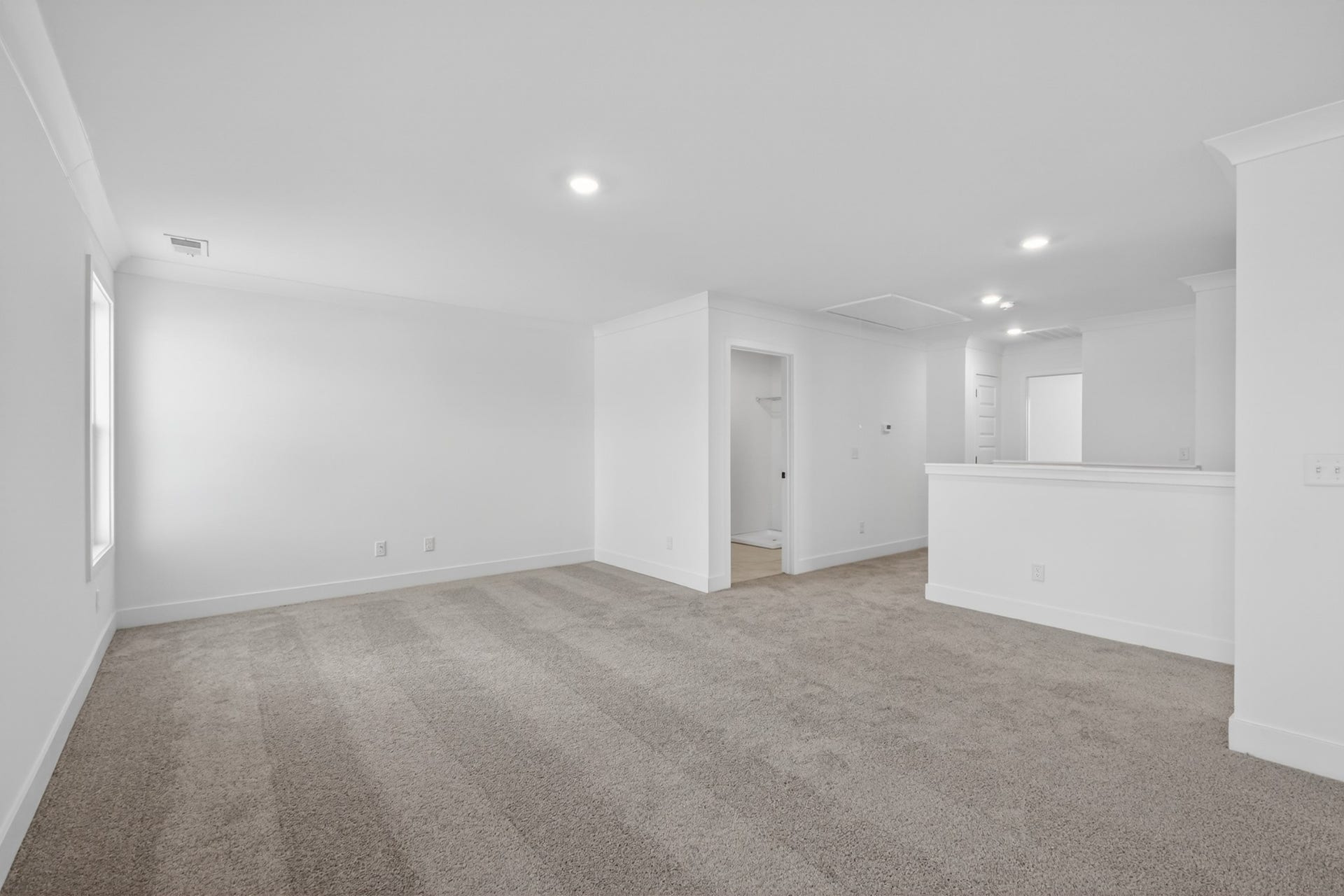153 Yuma Lane, White House, TN 37188 **Photos are of a model home and will not match all selections in subject property**
