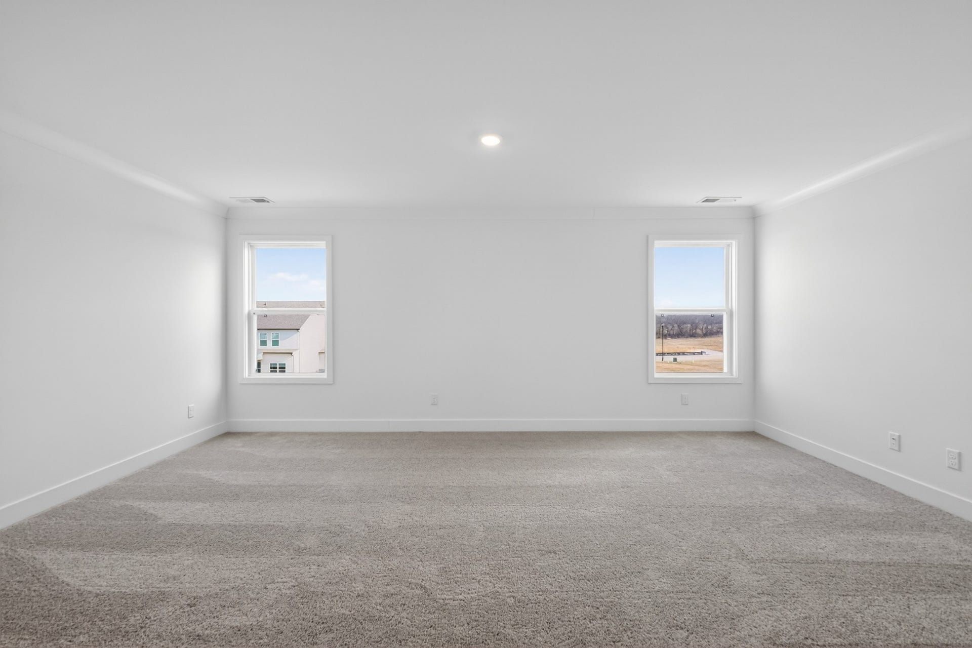 153 Yuma Lane, White House, TN 37188 **Photos are of a model home and will not match all selections in subject property**