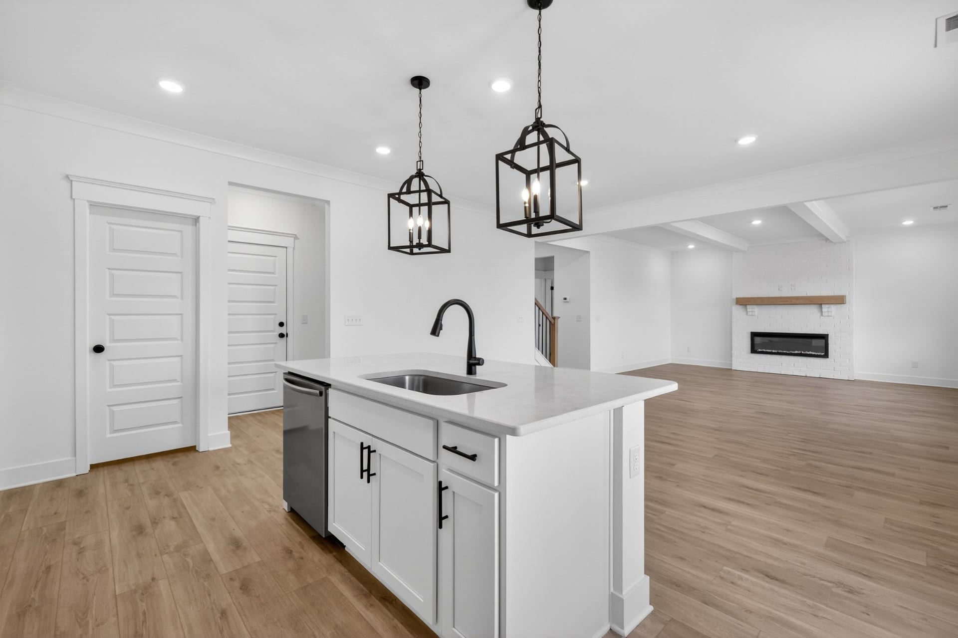 153 Yuma Lane, White House, TN 37188 **Photos are of a model home and will not match all selections in subject property**
