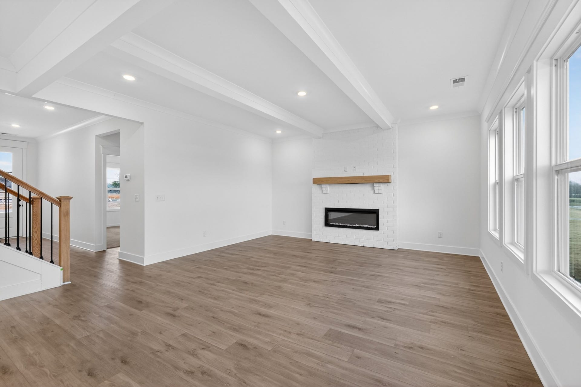 153 Yuma Lane, White House, TN 37188 **Photos are of a model home and will not match all selections in subject property**