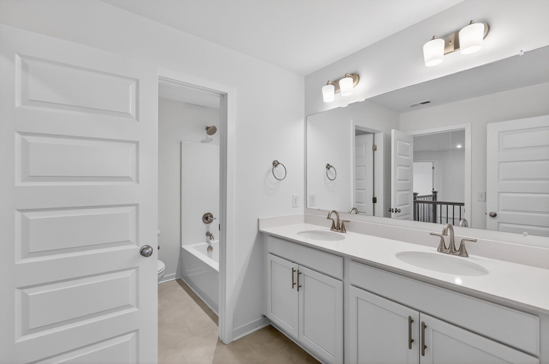 233 Hampshire Way, White House, TN 37188 ***Photos are of a model home and may not match subject property***
