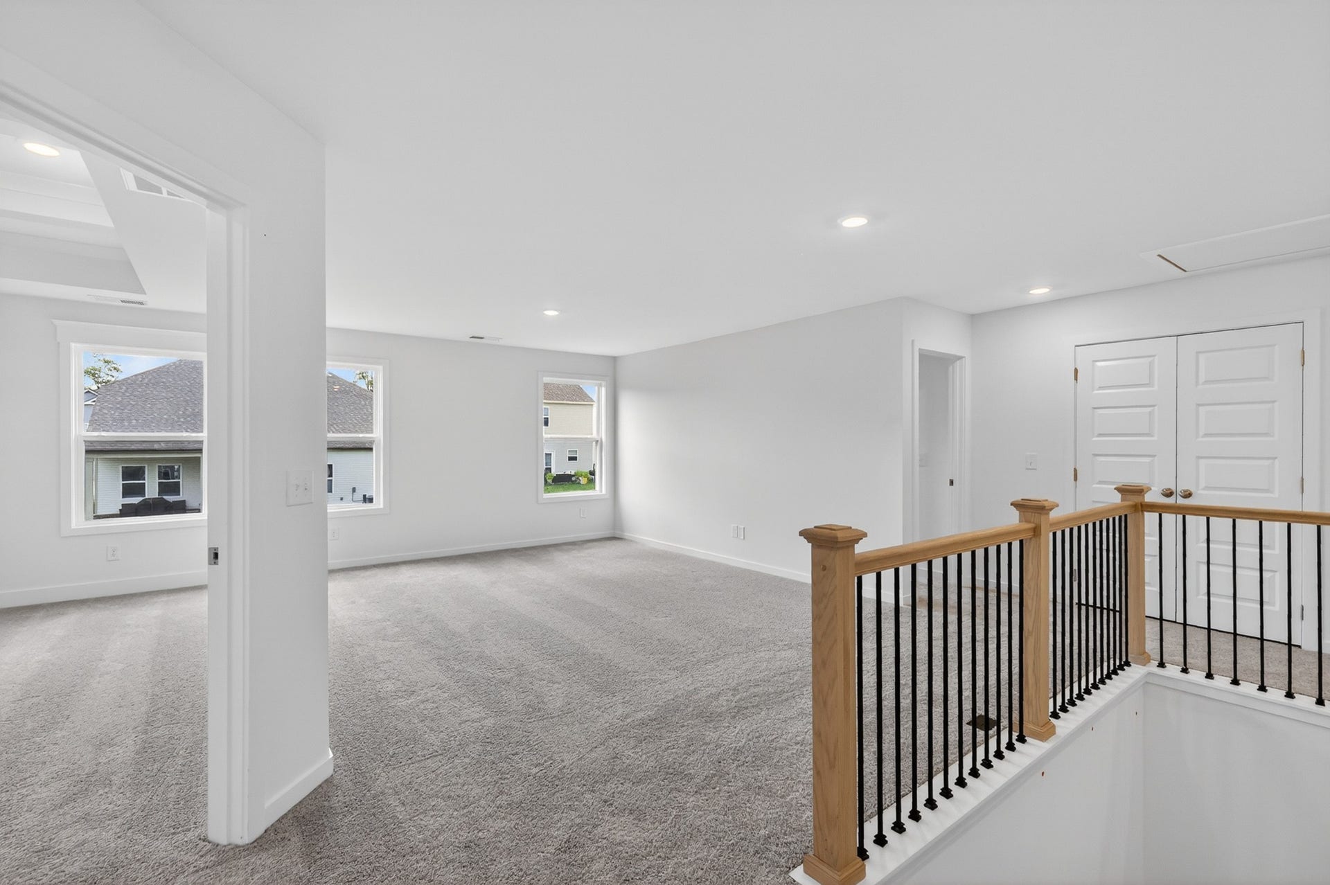 233 Hampshire Way, White House, TN 37188 ***Photos are of a model home and may not match subject property***