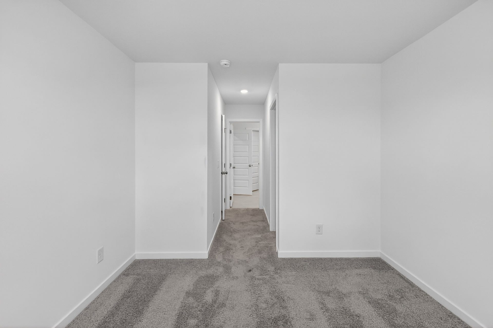 233 Hampshire Way, White House, TN 37188 ***Photos are of a model home and may not match subject property***