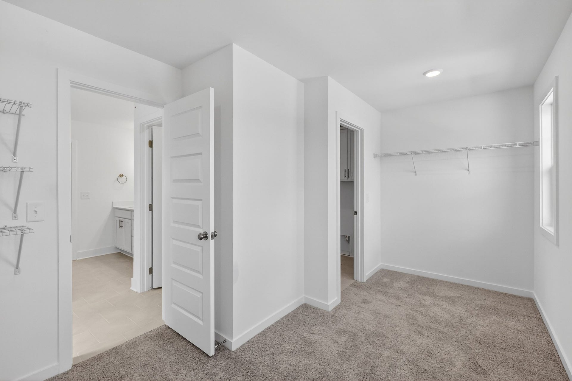 233 Hampshire Way, White House, TN 37188 ***Photos are of a model home and may not match subject property***