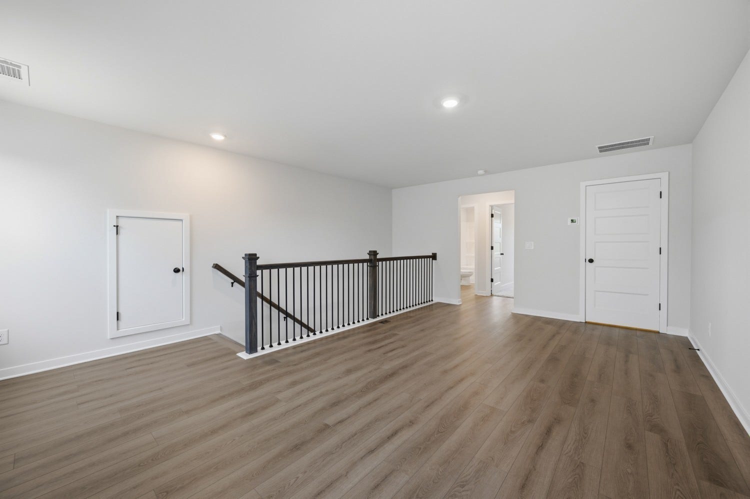 236 Hampshire Way, White House, TN 37188 ***Example of model home and selections/finishes will vary per home***