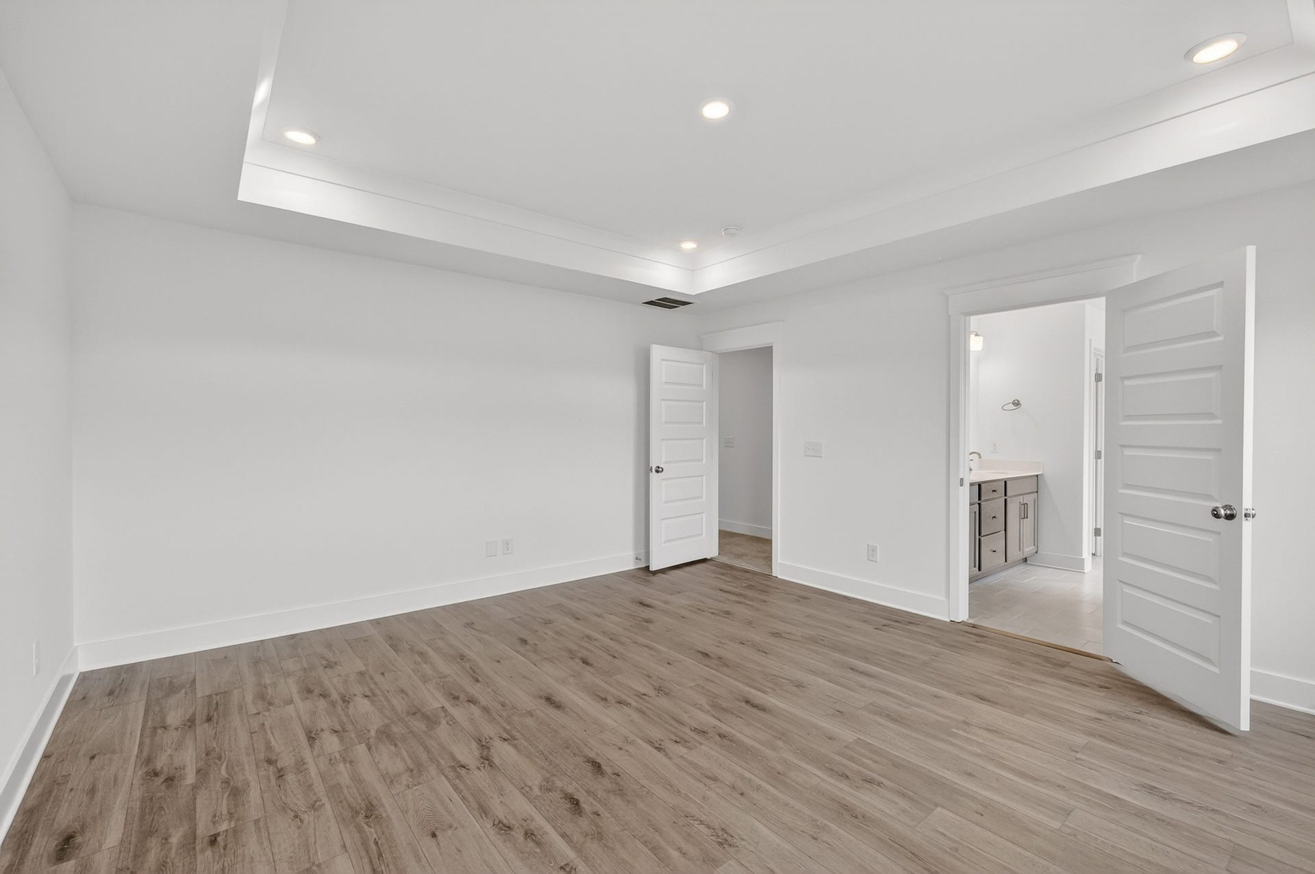 237 Hampshire Way, White House, TN 37188 ***Example of model home and selections/finishes will vary per home***