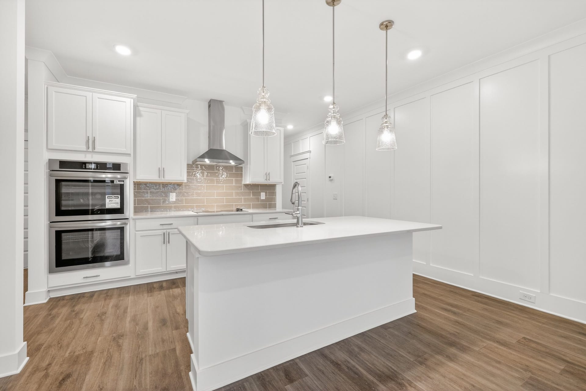 441 Charlie Place, White House, TN 37188 *Photos are of a model home and may not fully represent selections and features of the subject property.