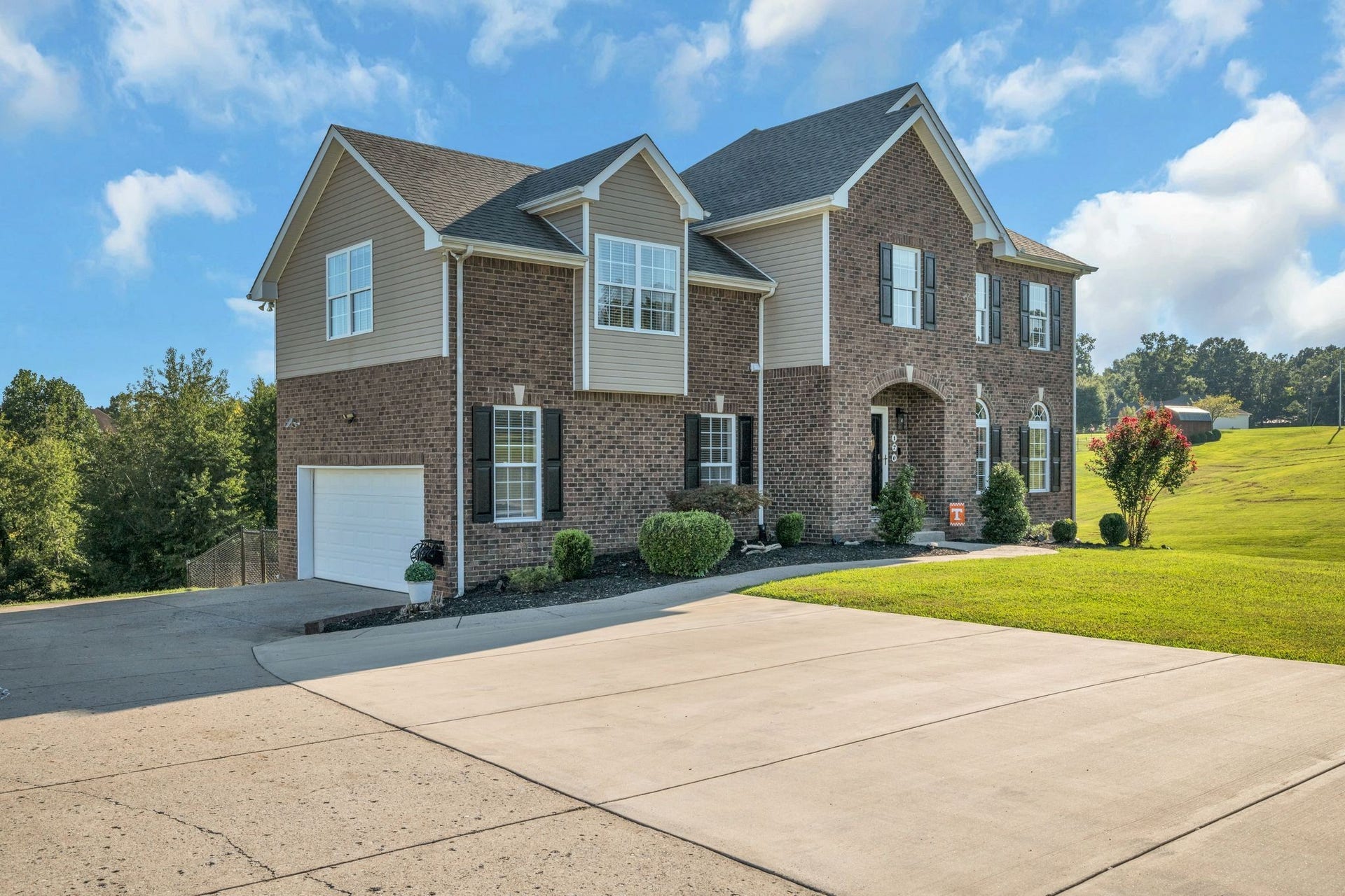 170 Lena Loop, Burns, TN 37029 Additional parking area for a large family or entertaining.