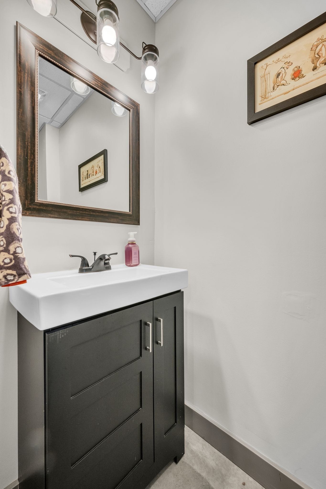 170 Lena Loop, Burns, TN 37029 half bath in the basement