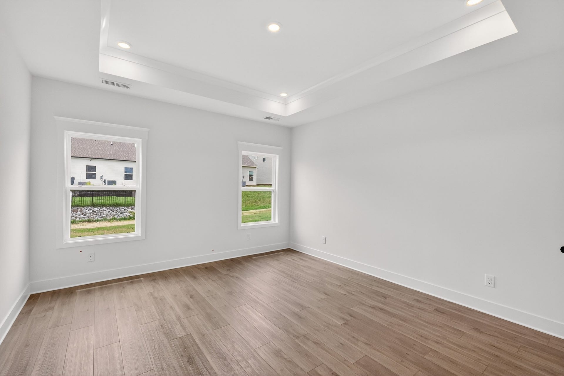 1479 Charlie Place, White House, TN 37188 **Model home photos and actual home selections will vary**