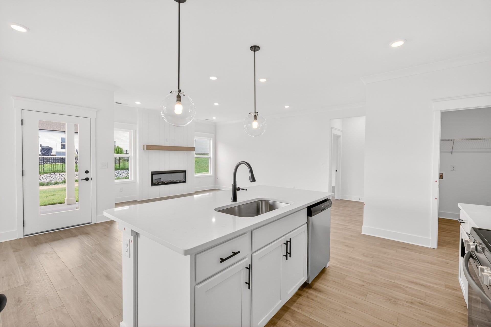 1479 Charlie Place, White House, TN 37188 **Model home photos and actual home selections will vary**