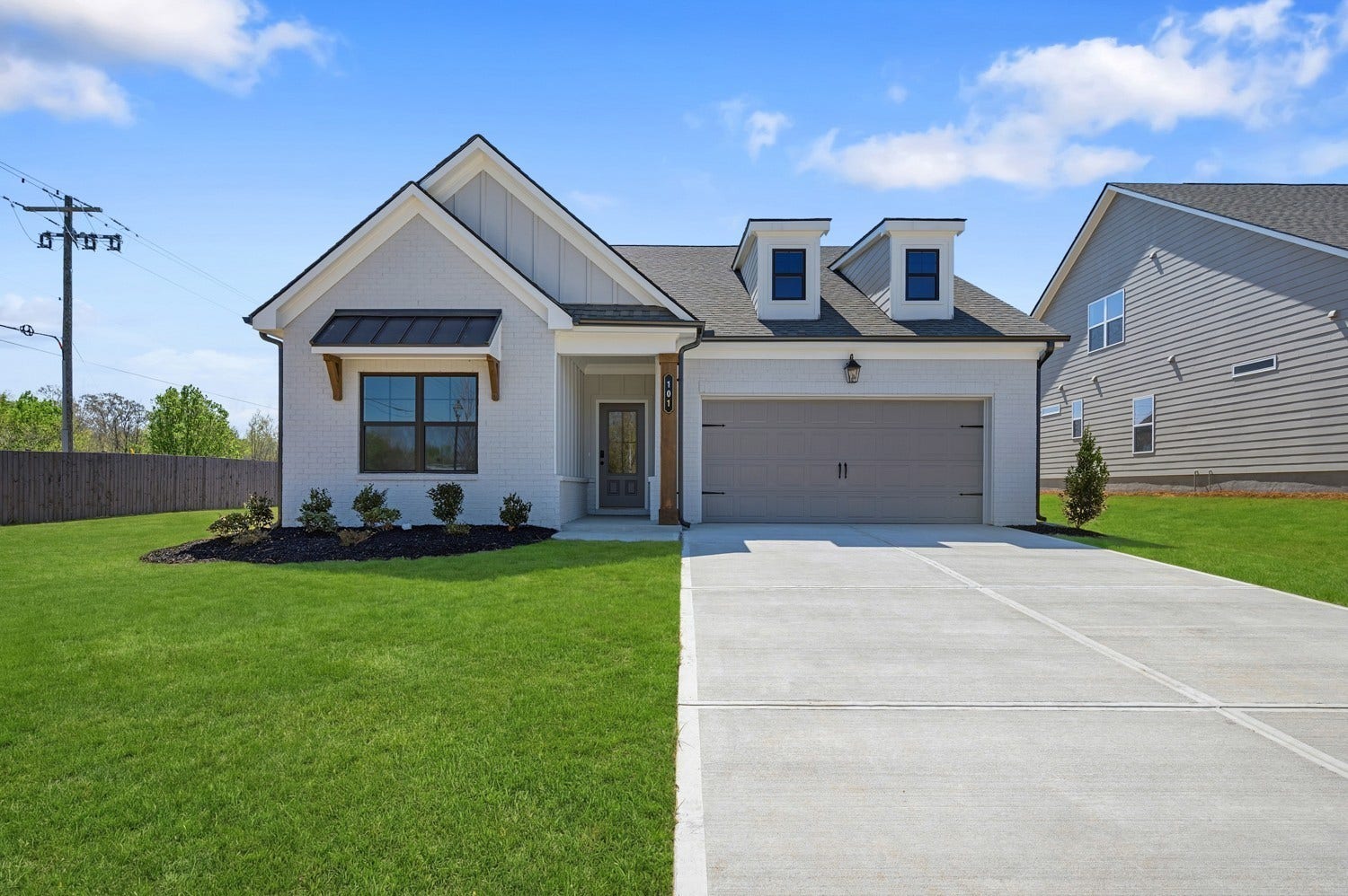 1688 Charlie Place, White House, TN 37188 ***Example of model home and selections/finishes will vary per home***