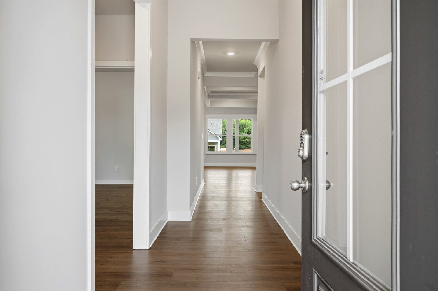 1829 Charlie Place, White House, TN 37188 ***Example of model home and selections/finishes will vary per home***