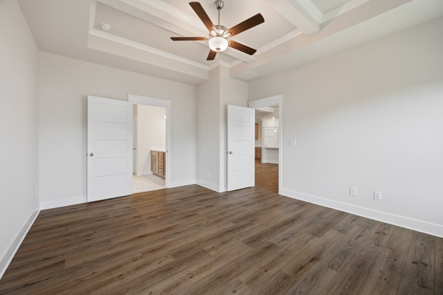 1829 Charlie Place, White House, TN 37188 ***Example of model home and selections/finishes will vary per home***