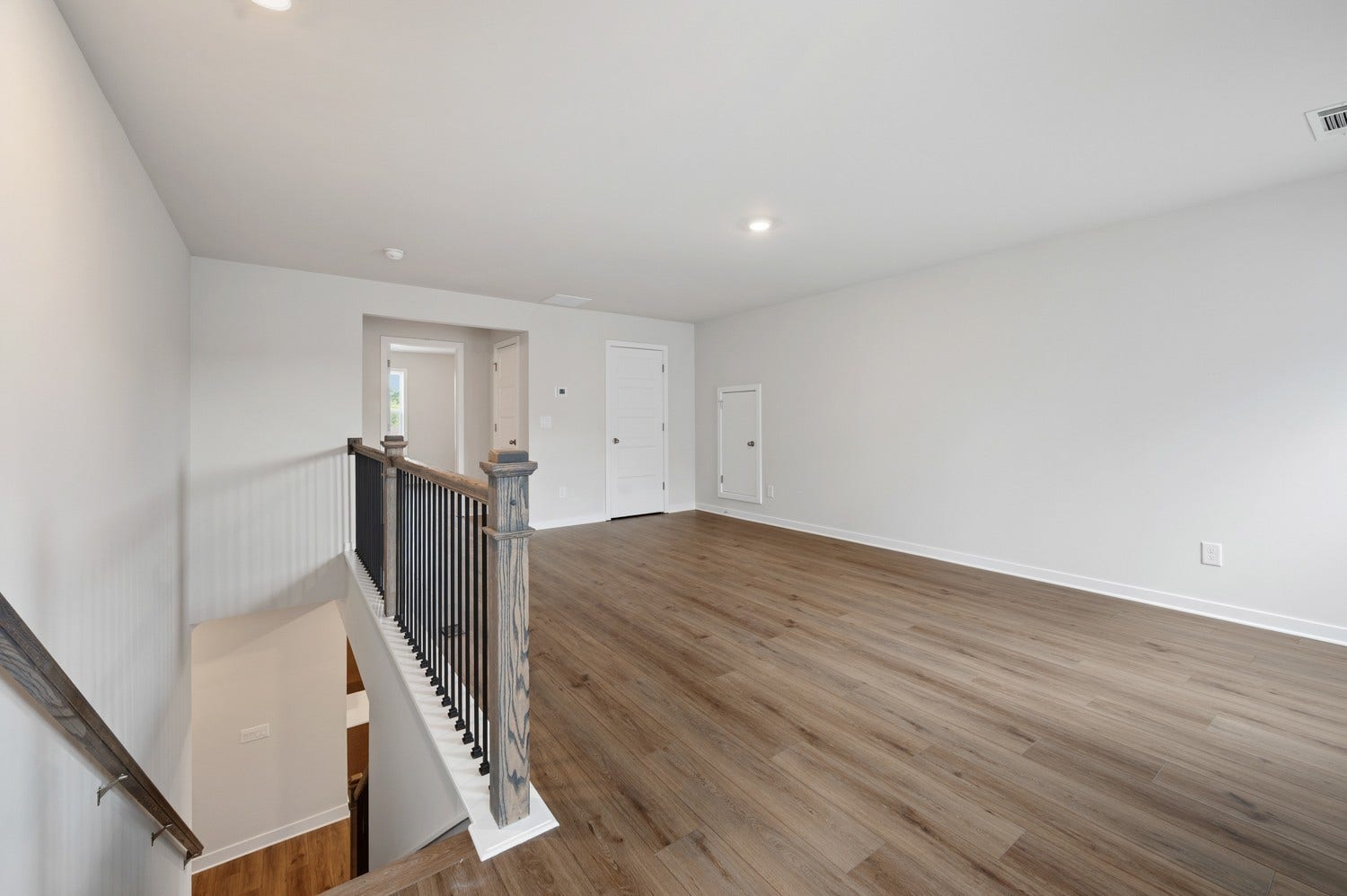 1829 Charlie Place, White House, TN 37188 ***Example of model home and selections/finishes will vary per home***