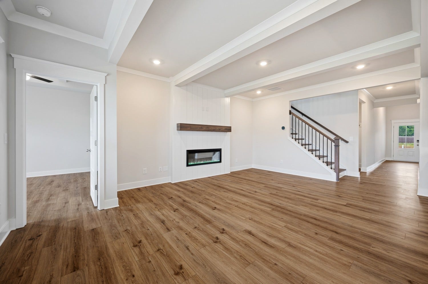 1829 Charlie Place, White House, TN 37188 ***Example of model home and selections/finishes will vary per home***
