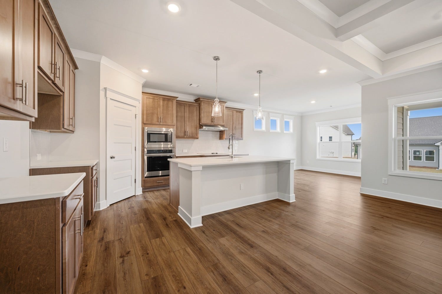 1829 Charlie Place, White House, TN 37188 ***Example of model home and selections/finishes will vary per home***