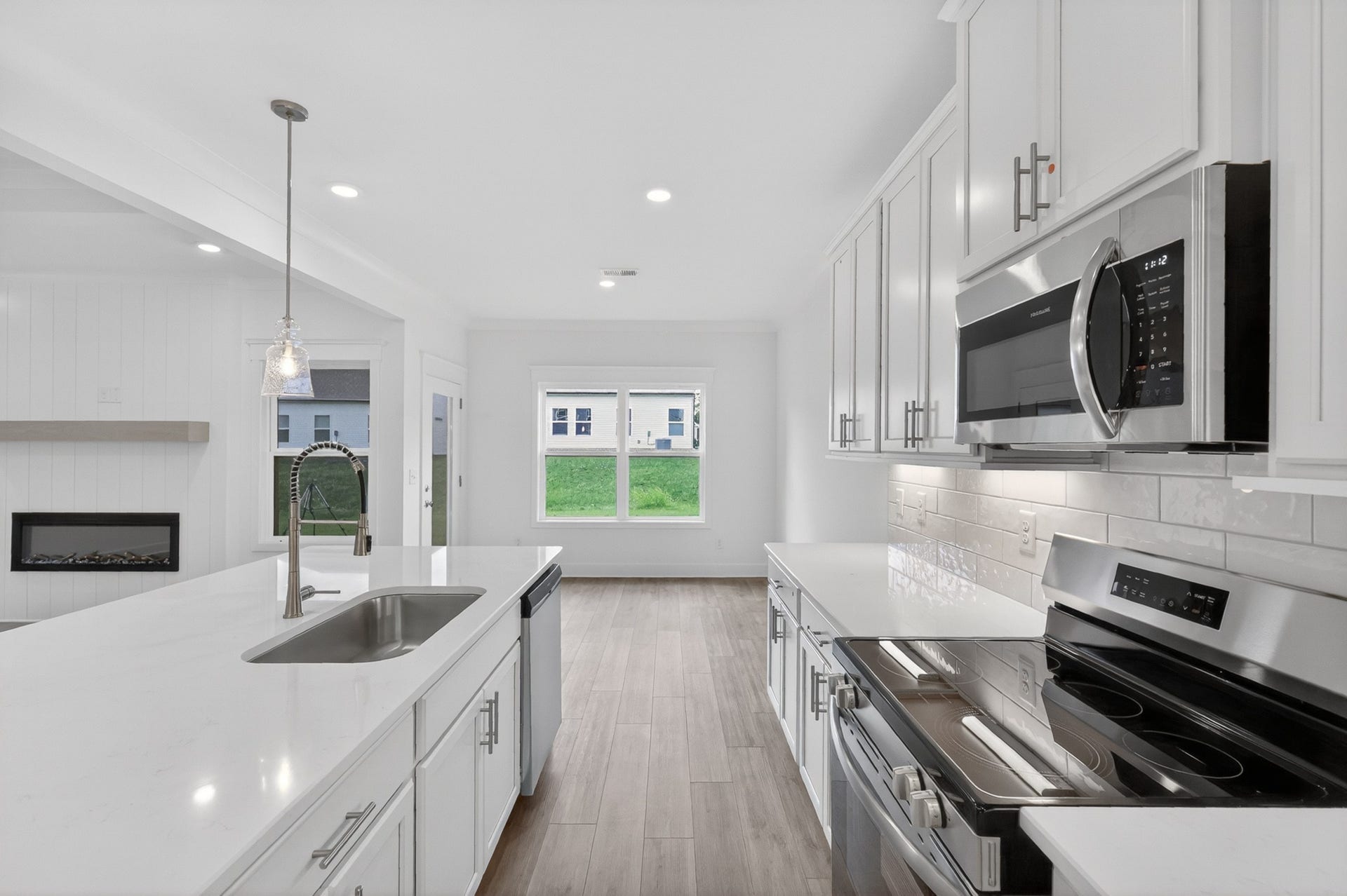 2884 Charlie Place, White House, TN 37188 ***Photos are of a model home and may not match subject property***