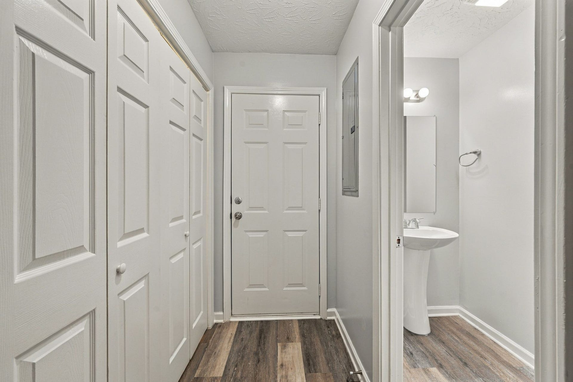 212 Graves Rd, Goodlettsville, TN 37072 212 Graves Rd, Goodlettsville, TN 37072