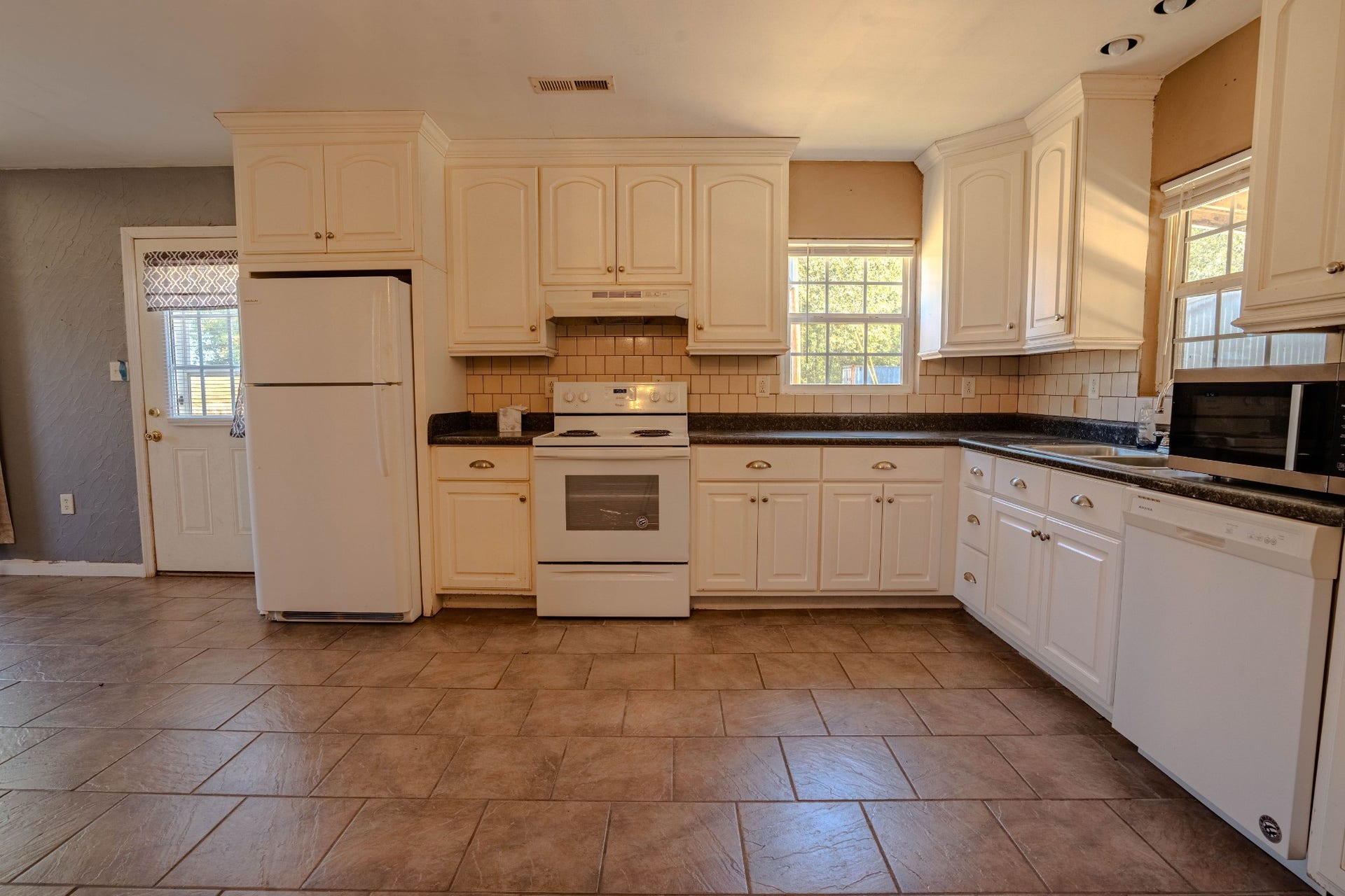 1286 David Patterson Rd, Lutts, TN 38471 1286 David Patterson Rd, Lutts, TN 38471